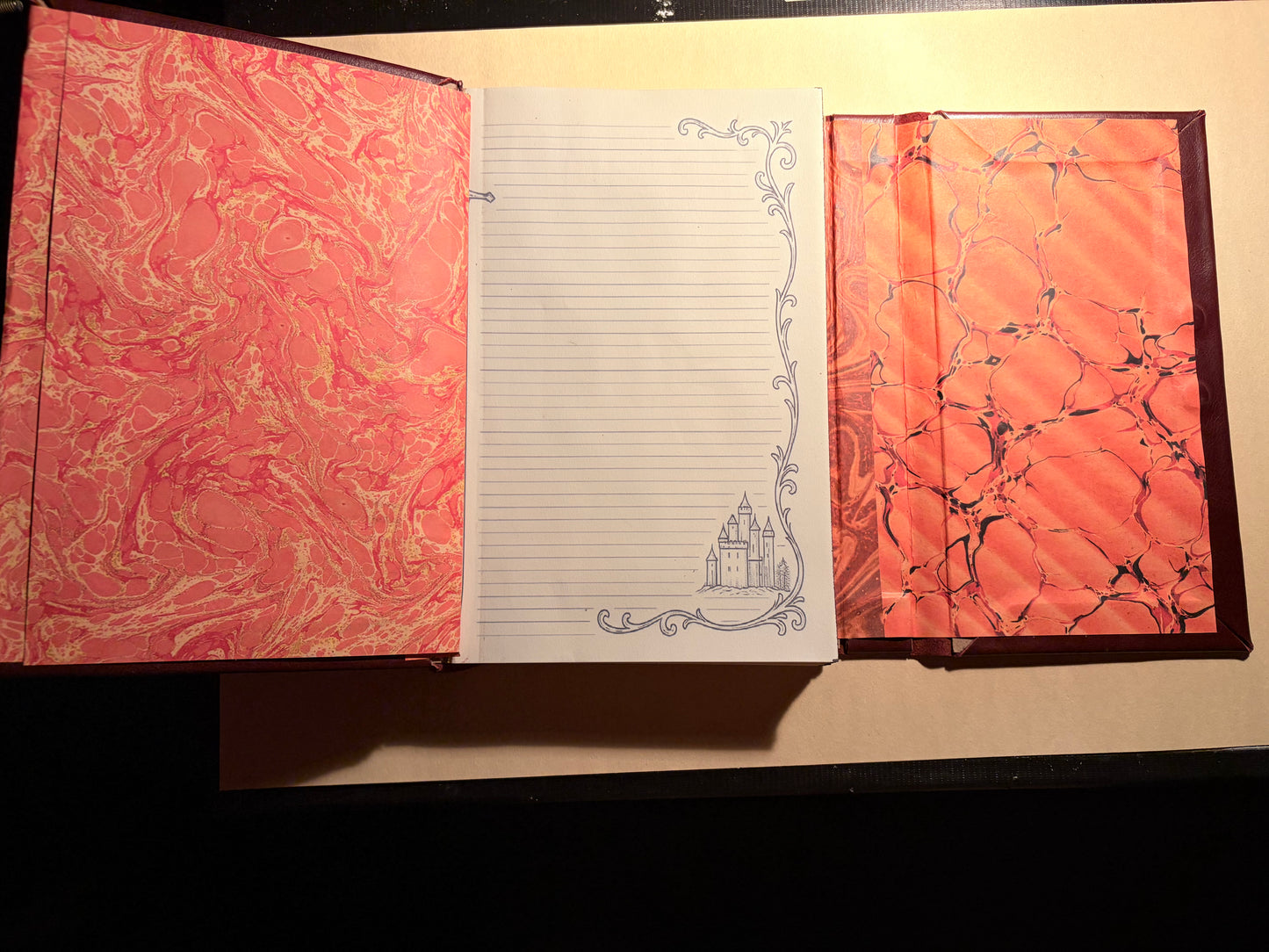 Wine red nat. Leather trifold journal 400pages